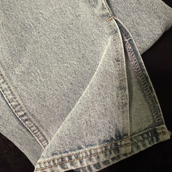 White fox boutique split hem jeans - Picture 3 of 4